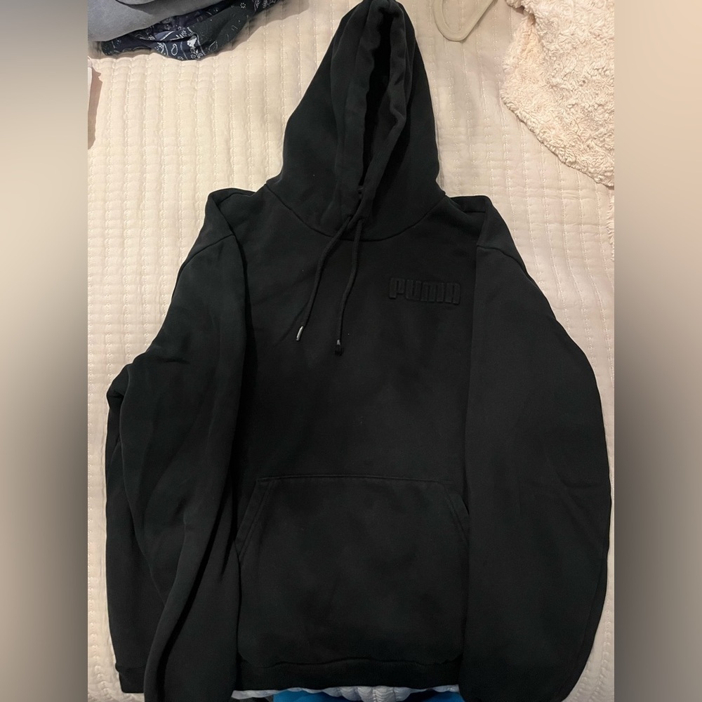 XL black puma hoodie